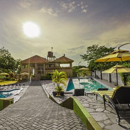Santa Maria Hotel Entebbe Extérieur photo